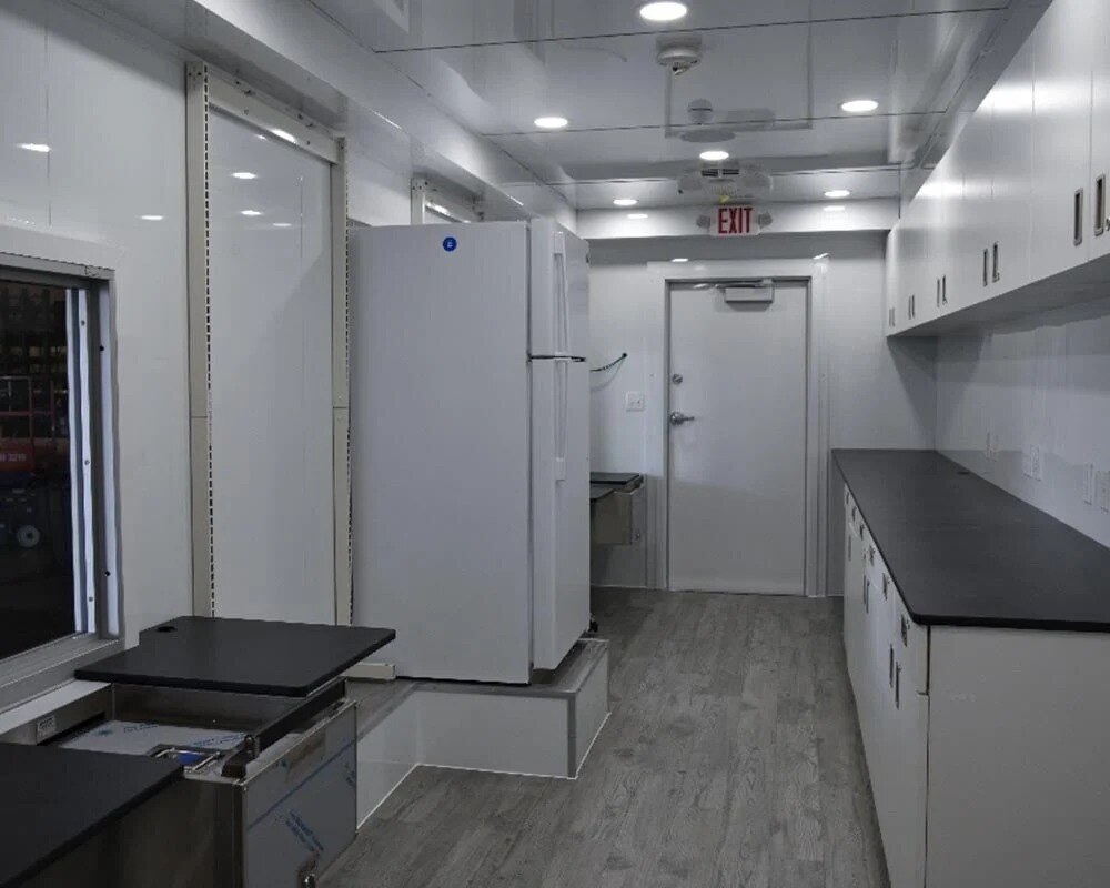 What Is a Mobile Veterinary Trailer